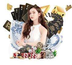 Antarmuka aplikasi mobile topan hoki menampilkan menu navigasi utama dan akses ke Liga 1, kasino live, dan slot